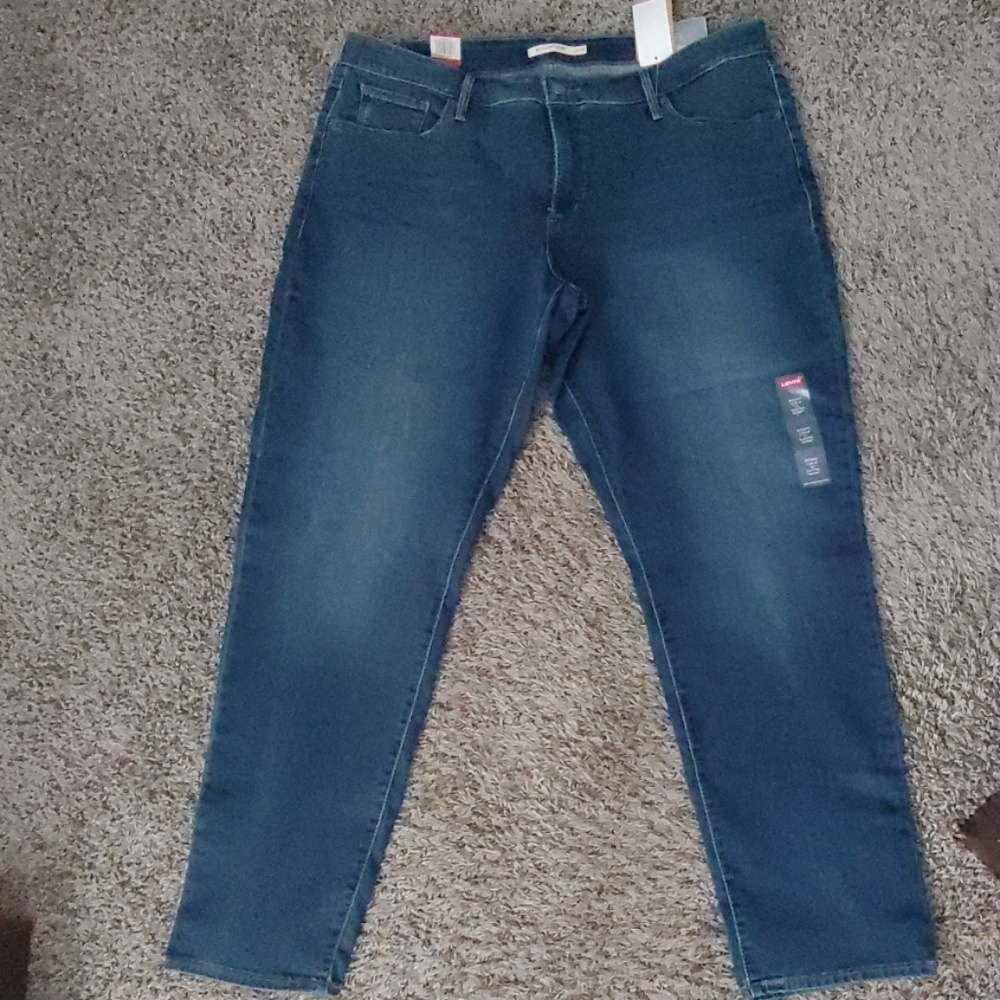 Levi jeans